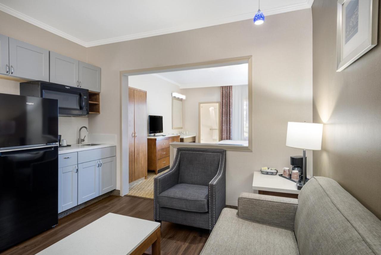 Mainstay Suites Orange County John Wayne Airport Santa Ana Exterior foto